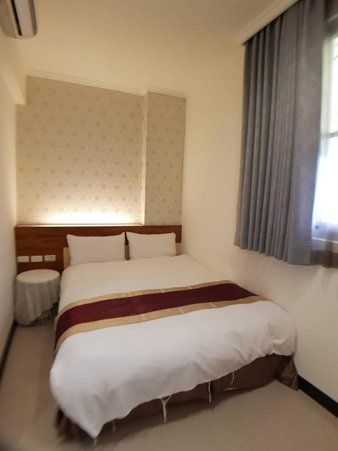 Tainan Yi Zhan Exterior photo